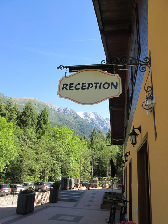 Temù Chalet Presanella מראה חיצוני תמונה